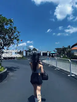 siapakah yang bersam