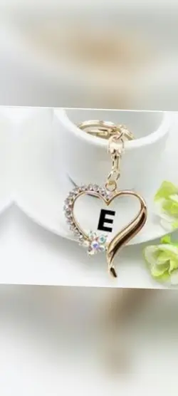 lettre E