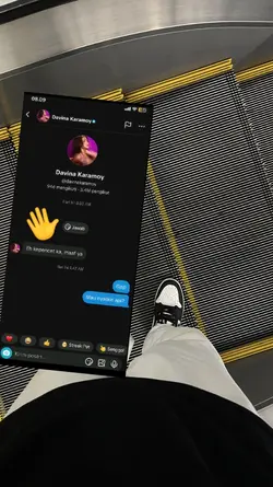 di DM davina karamoy