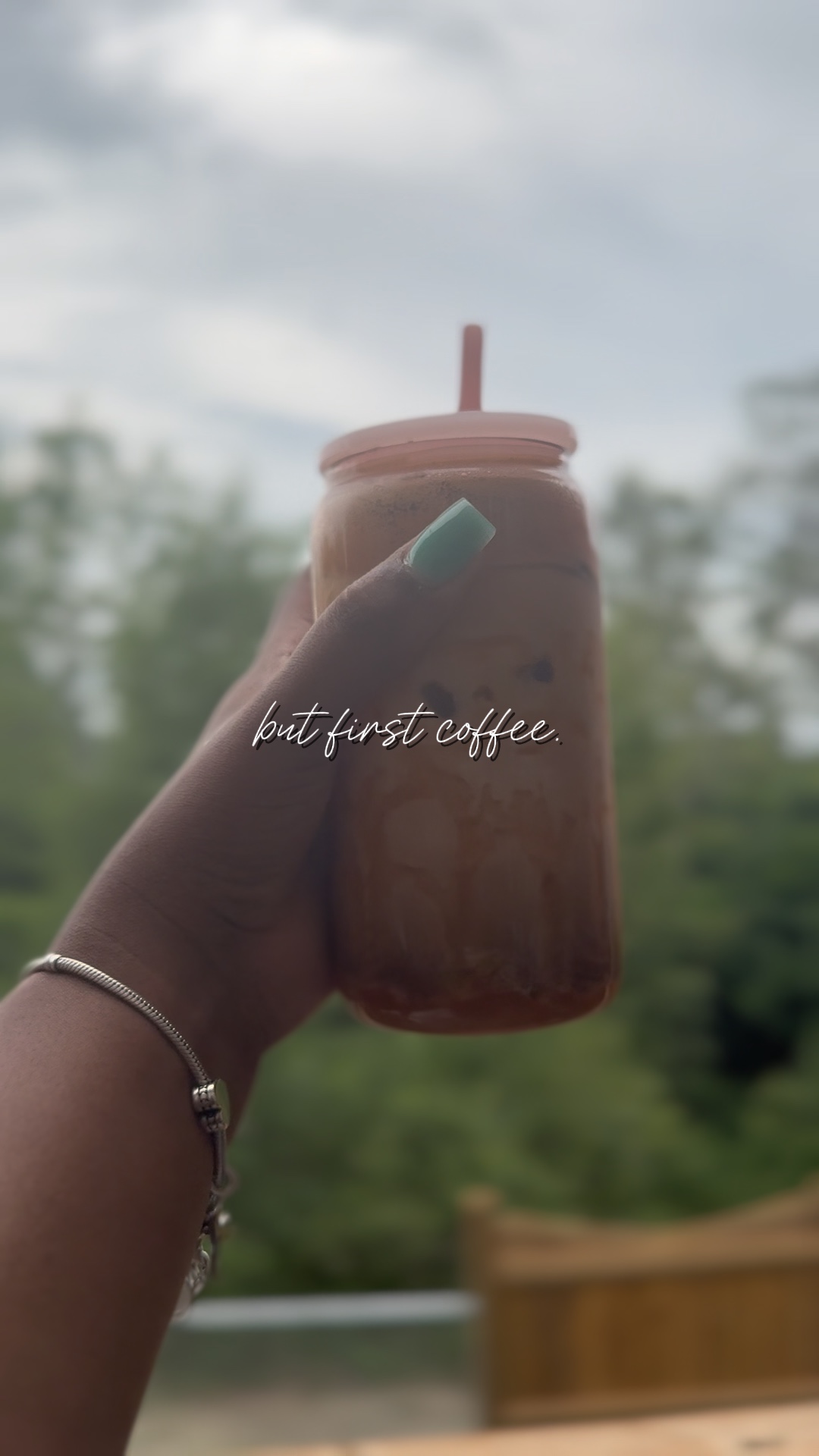 Mas Primeiro Café☕️ 