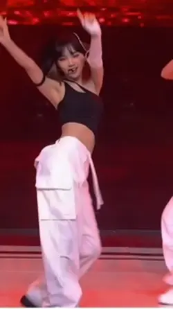 Chaewon!