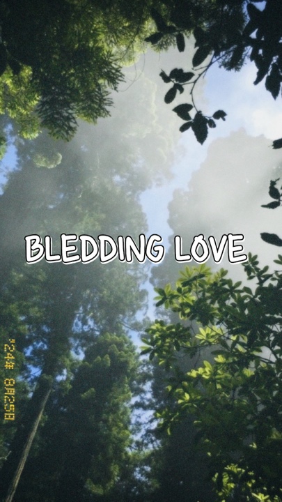Bledding love 💕 