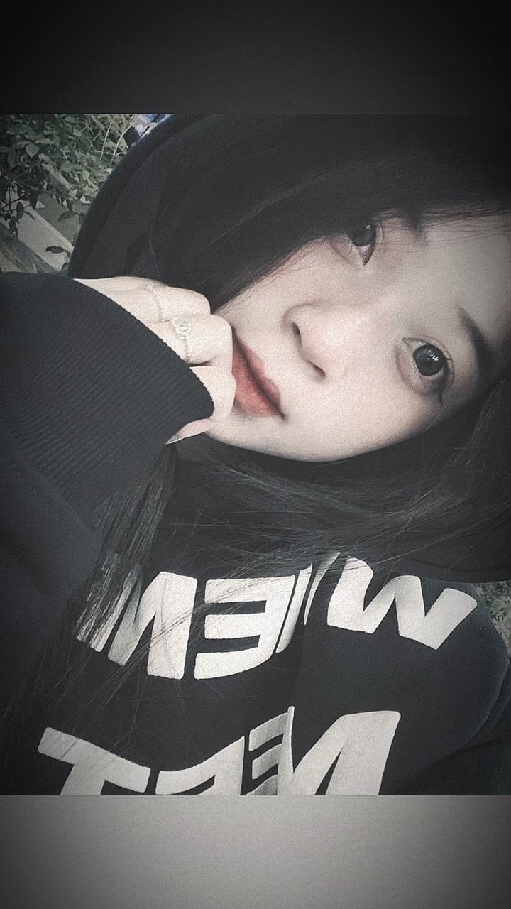 1 ảnh + màu