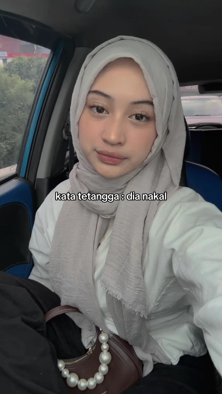 kata tetangga: dia 