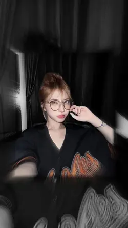 Fire glow spark port