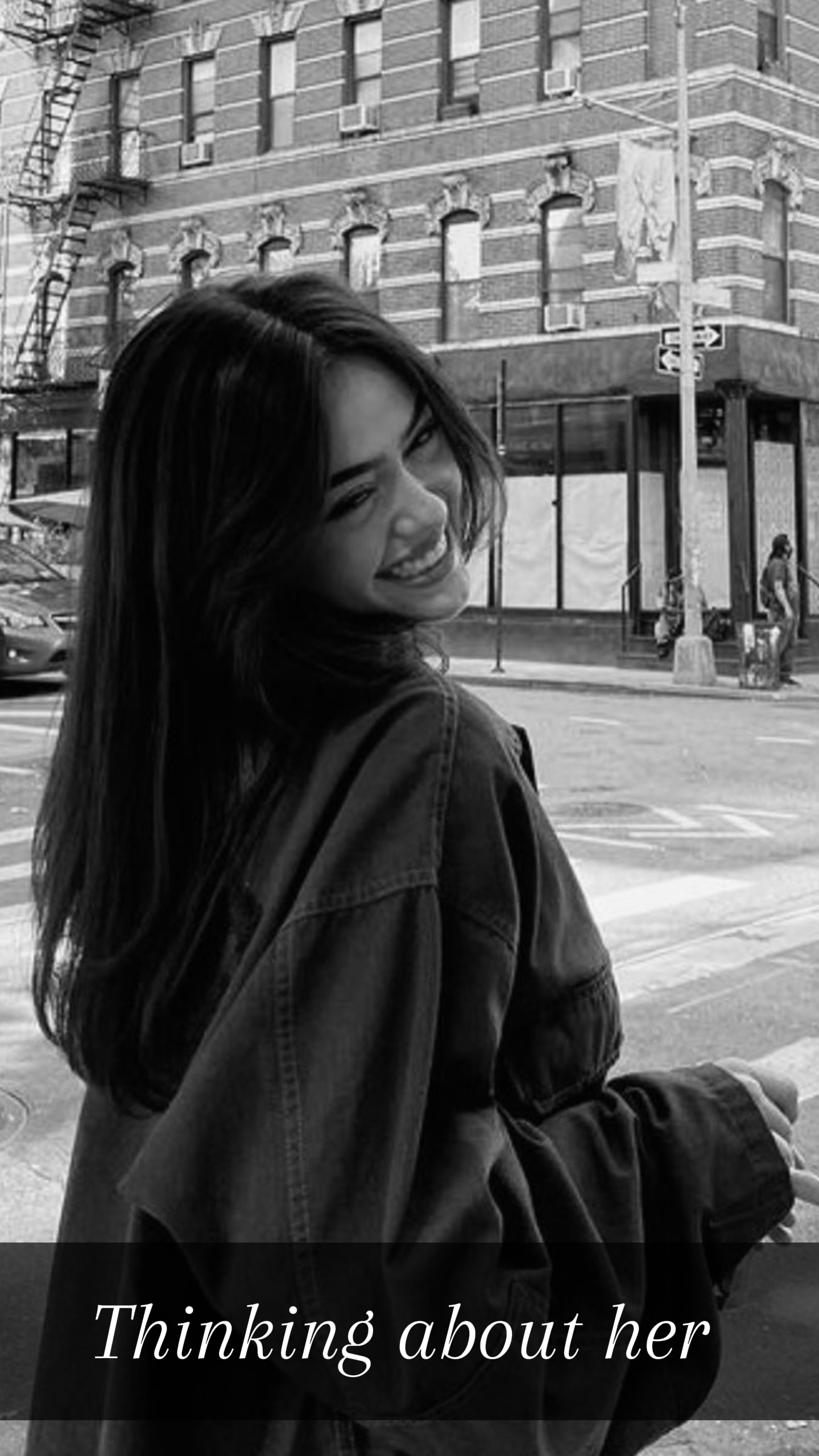 Pensando en ella 