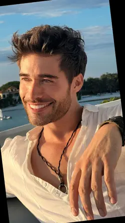 TRANSIÇÃO 4 CLIPES 