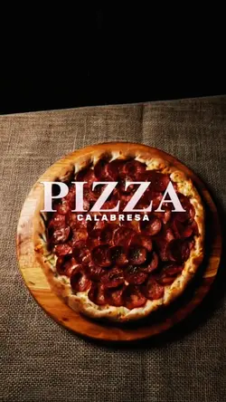 Pepperoni pizza 