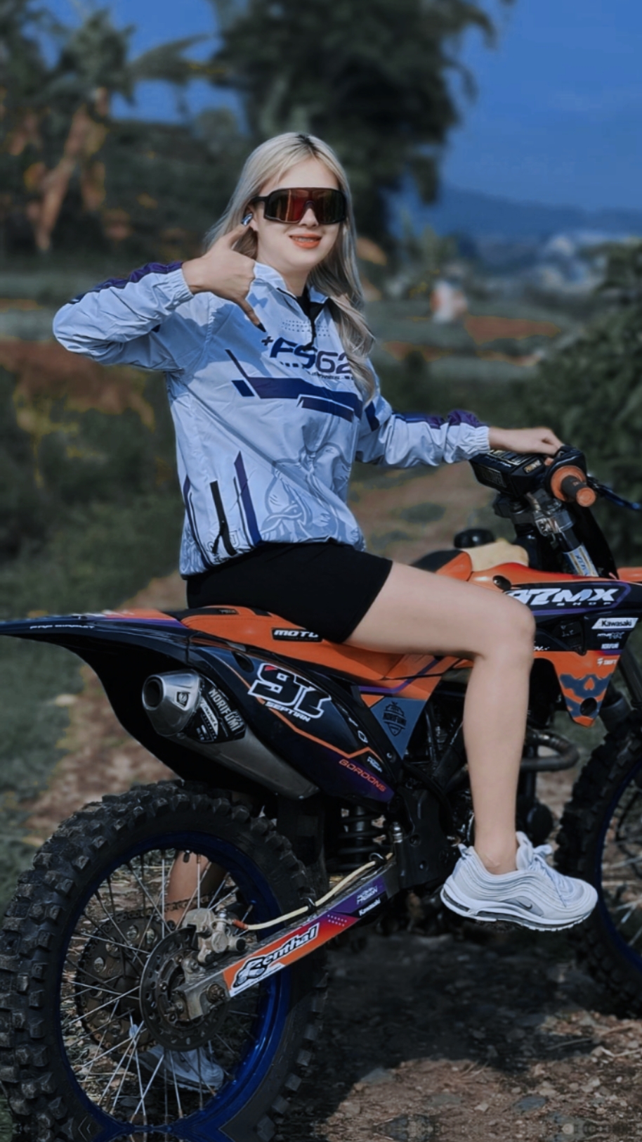 Cover Picture