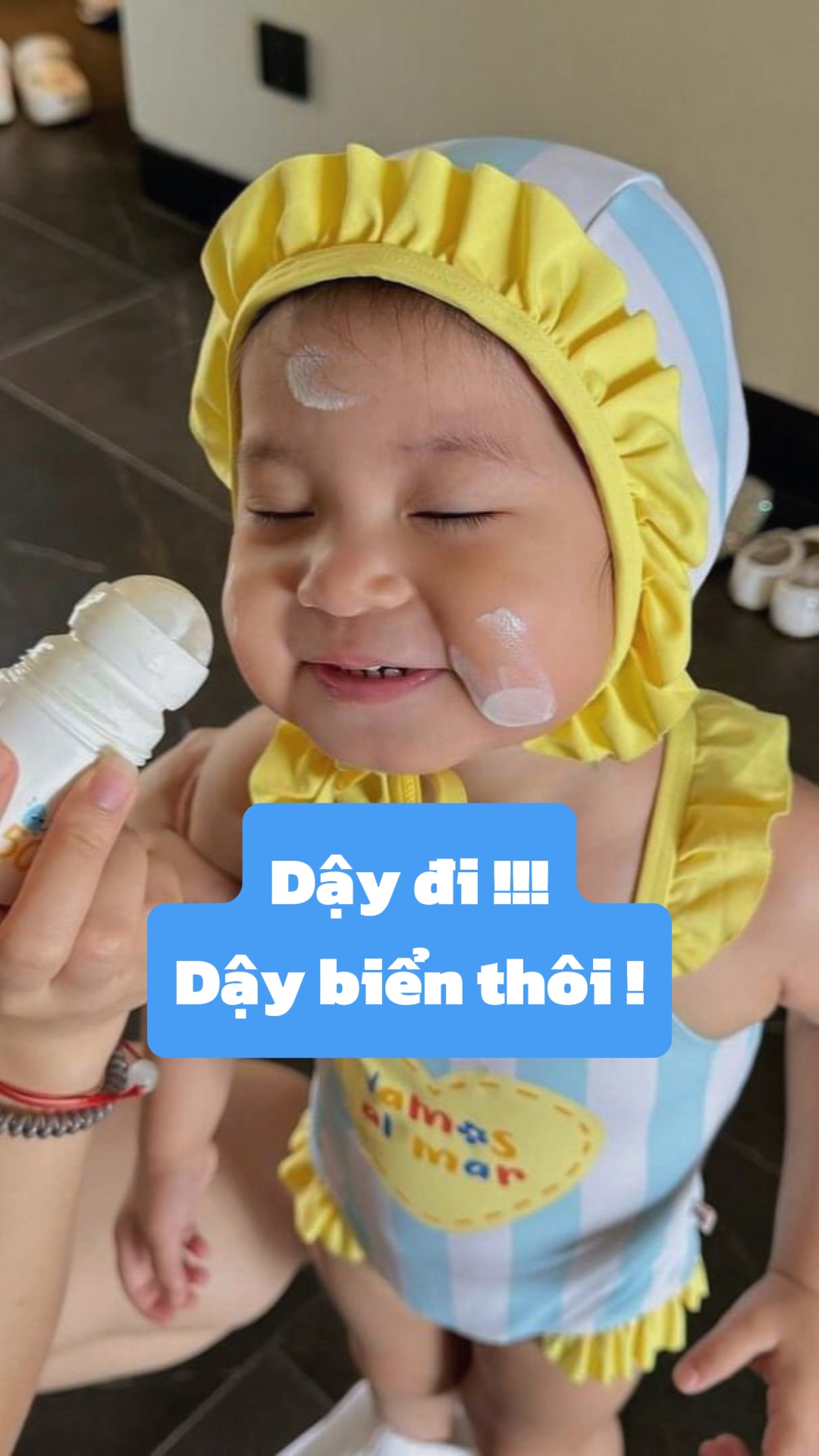 Dậy đi biển thôi!