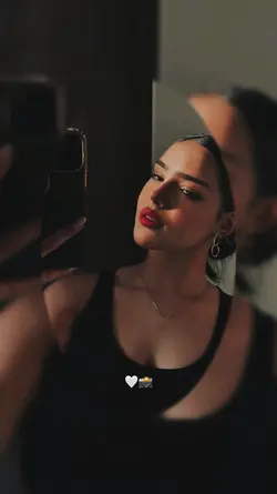 Photo mirror