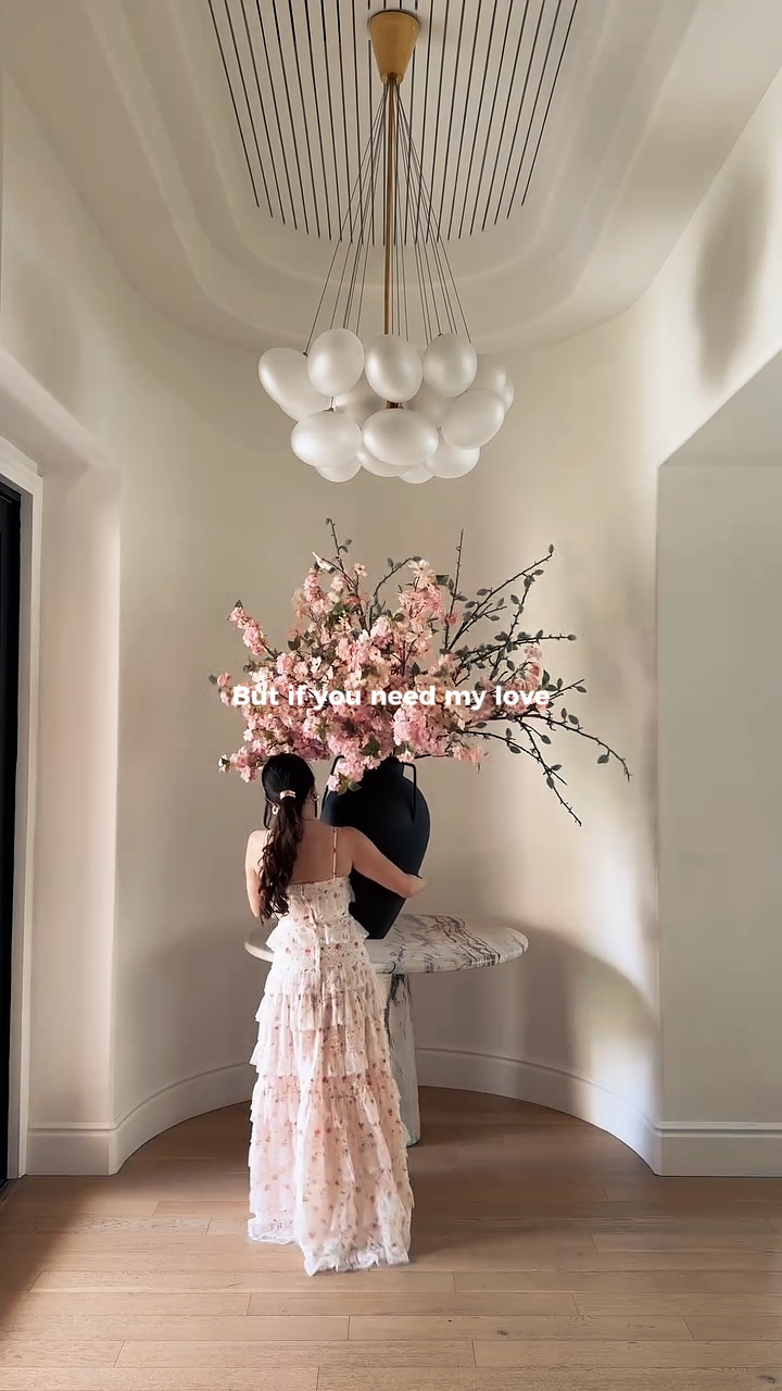 busy na babae-Sabrina