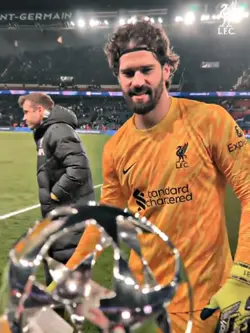 Alisson Edit 🧱