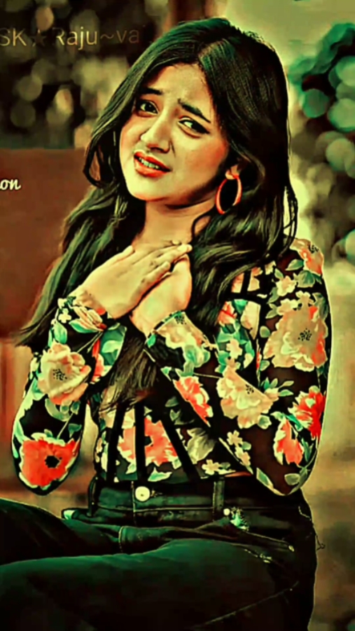 আমি হয়লাম 