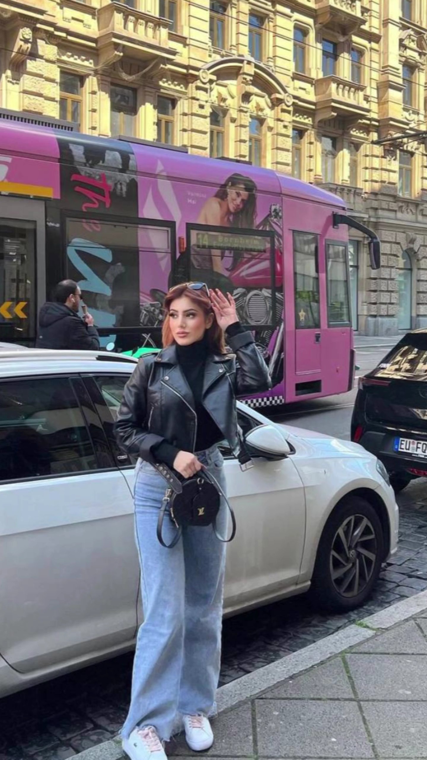 متابعه ولايك