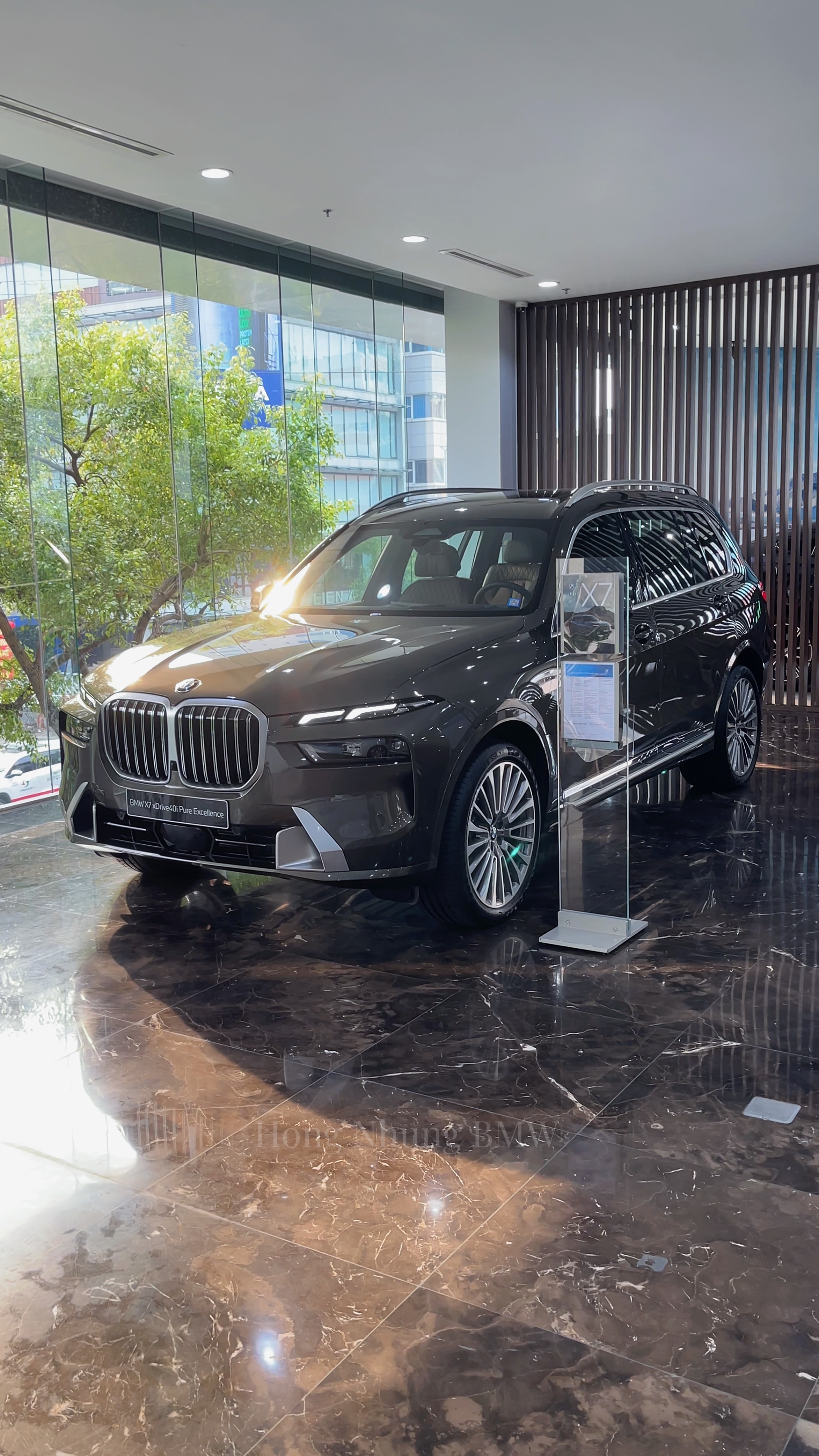 EDIT MOBIL LUXURY