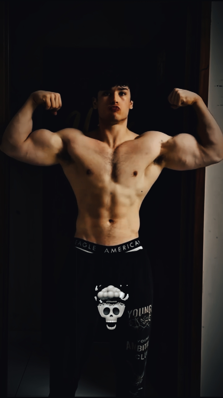 Cara De Crânio De Academia
