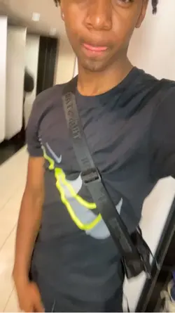 🤷🏽