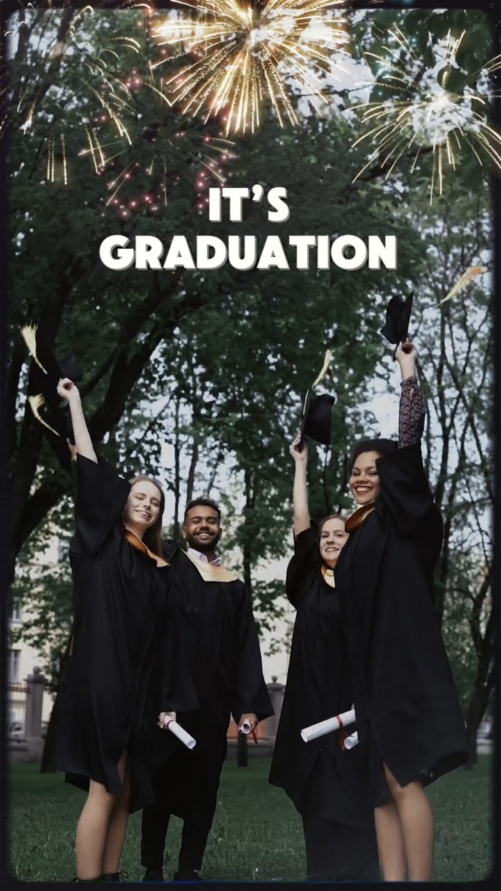 ES GRADUACIÓN 👩‍🎓 