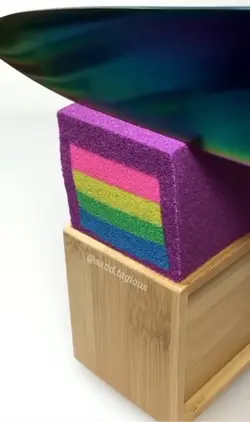 Satisfying sand