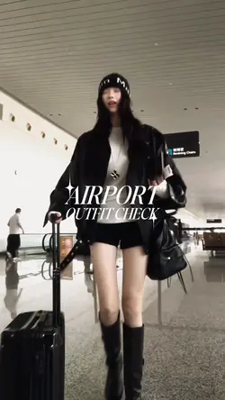 airport outfit check