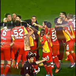 ŞAMPİYON GALATASARAY
