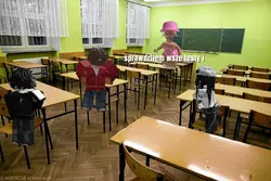 nauczycielka sprawdz