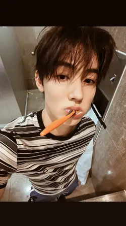 gián đáng iu hongg<3