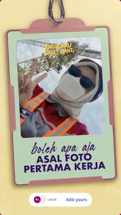 Foto pertama kerja