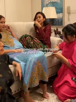 me gossping w bestie