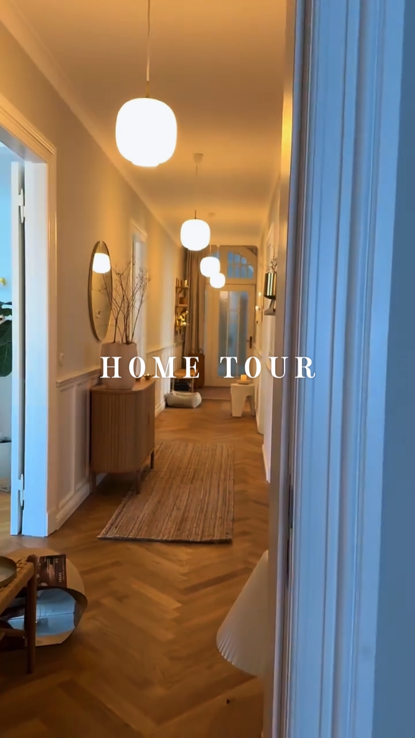 HOME TOUR