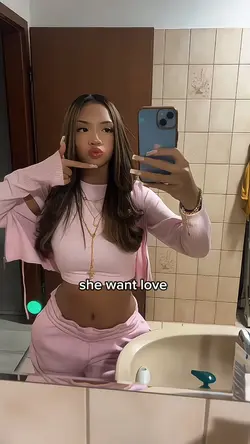 she want love 