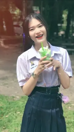 โลกเป็นสีชมพู