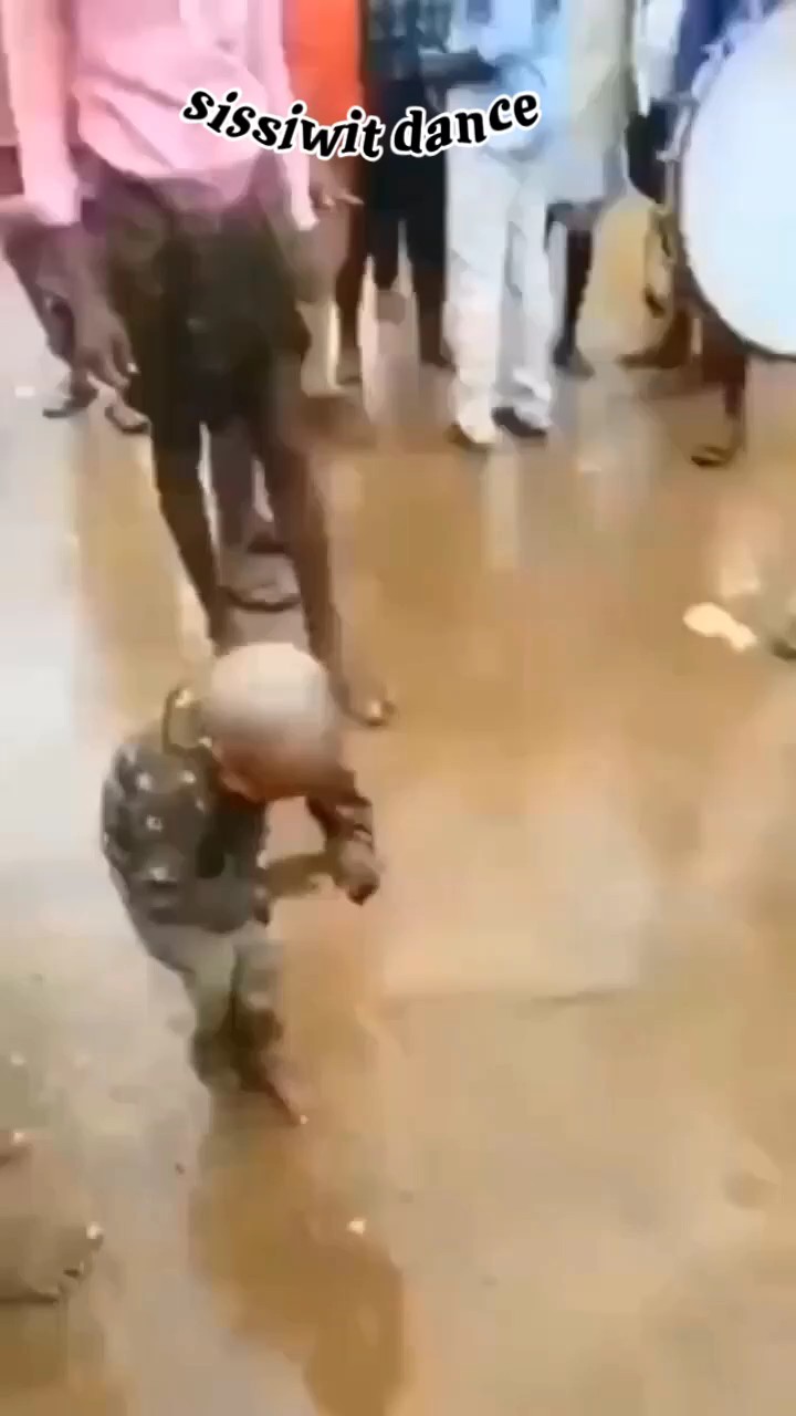 SISSIWIT DANCE