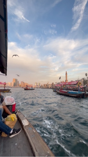 Paseo en barco en cámara lenta