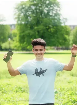 Känslosam selfie‑reveal