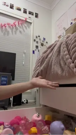 Yellow squishy asmr