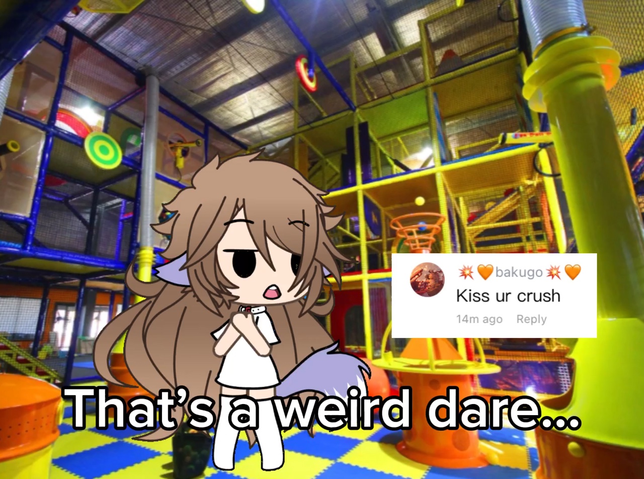 Mimi is bored again😔