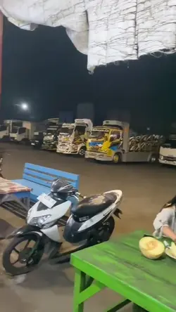 prank nongkrong 