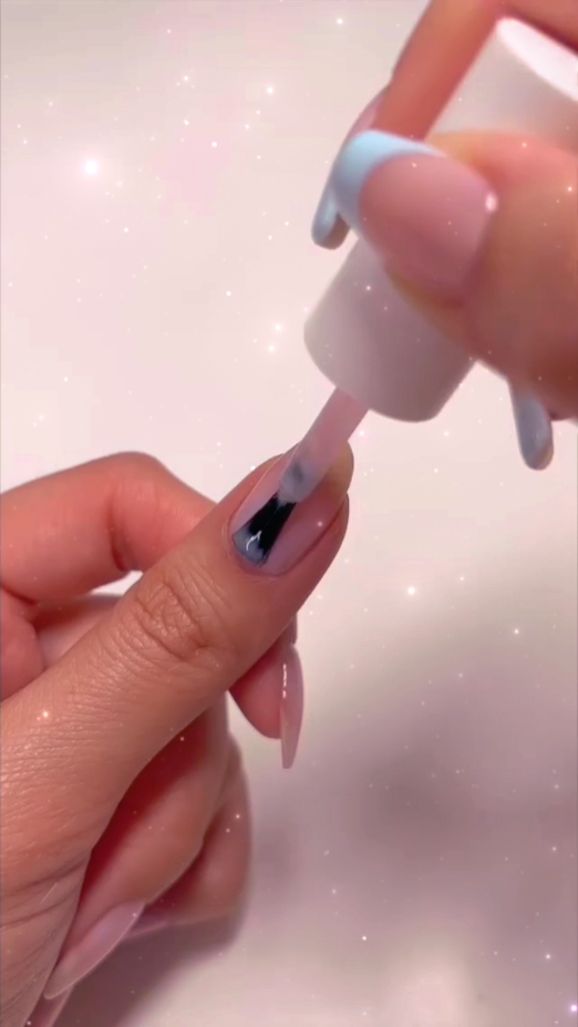 nail art Cherry 