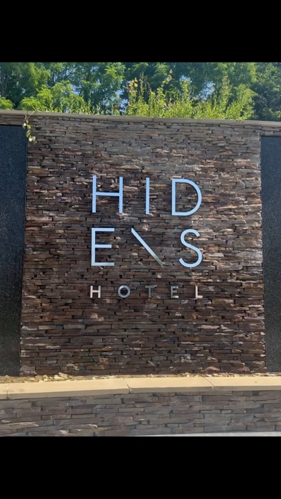hotel tour