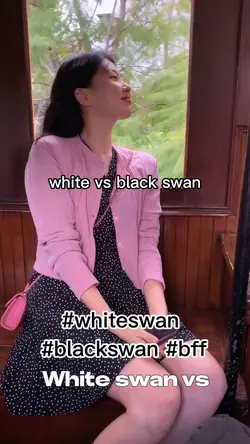 white vs black swan