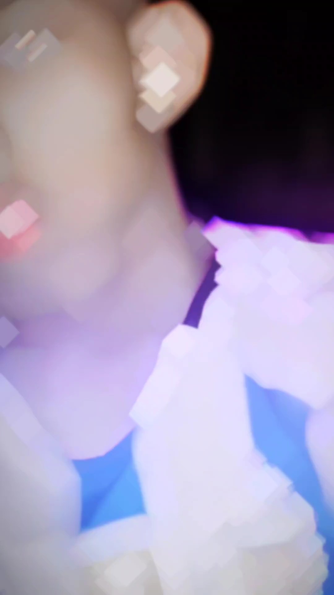 မပျော်မာလဲကြောက်တယ်