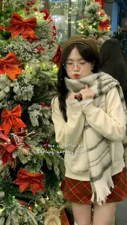 [2] mẫu giáng sinh