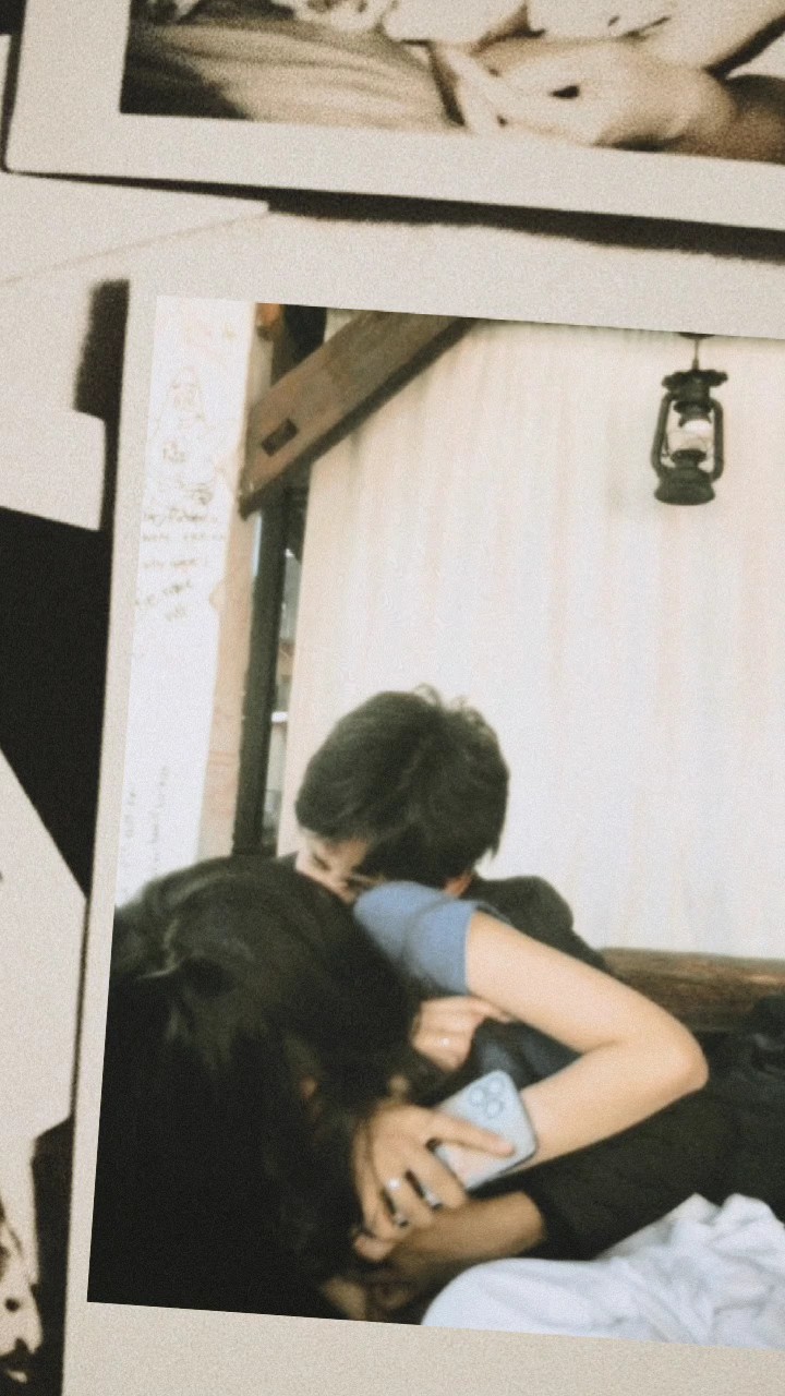 4. polaroid 