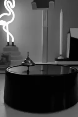 無限旋轉