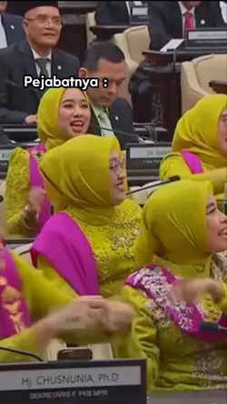Pejabat vs Rakyat
