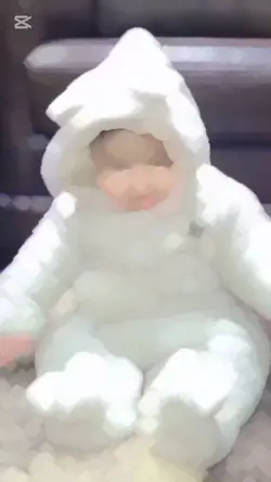 cute baby Slomo 
