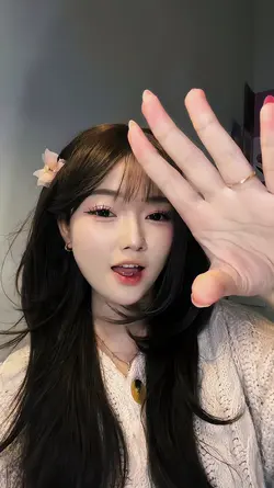 Versi Glicth Jernih