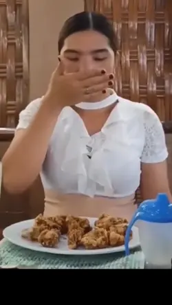Alasan Cewe Makan Di